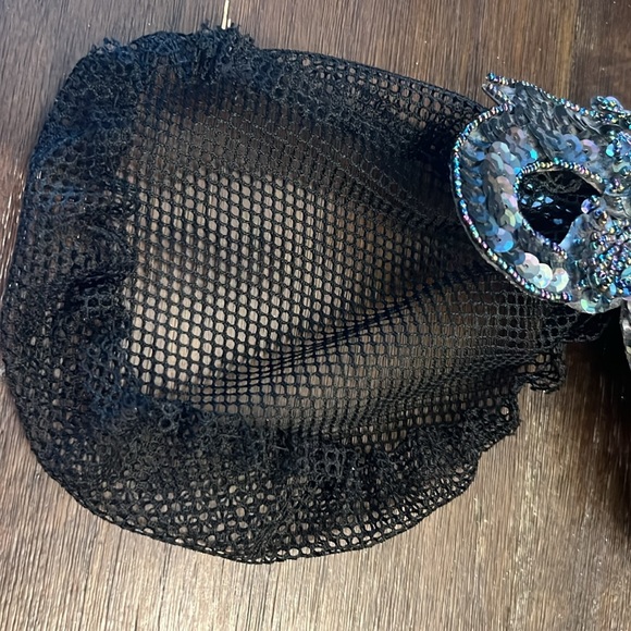 2 for $10. Vintage style hair clip in - Picture 6 of 6